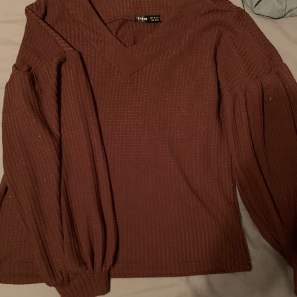 Maroon/Brown Sweater - Picture 1 of 2
